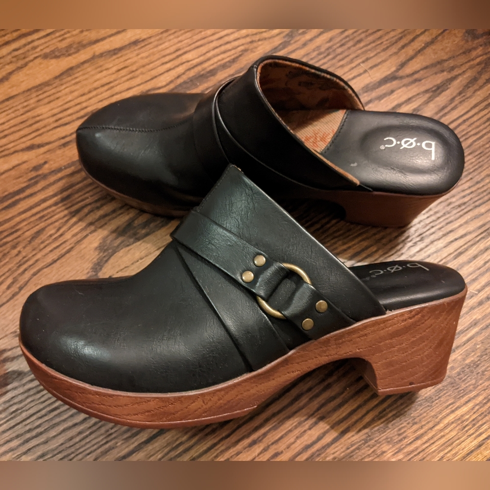 BOC black clogs